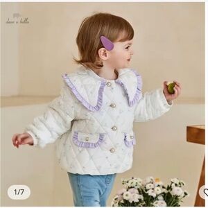 DAVE & BELLA Quilted Floral Jacket With Large Ruffled Collar Girls size 2-3 YRS